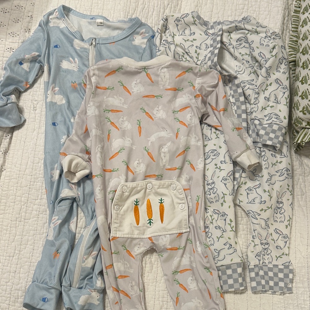 Easter bunny/carrot One-Piece Sleepers - 3 Pack 🐰🥕